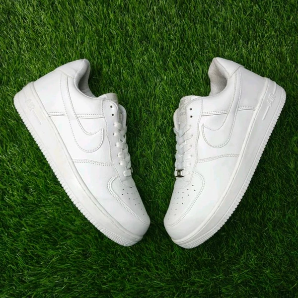 Nike - AF1 WHITE Alternative