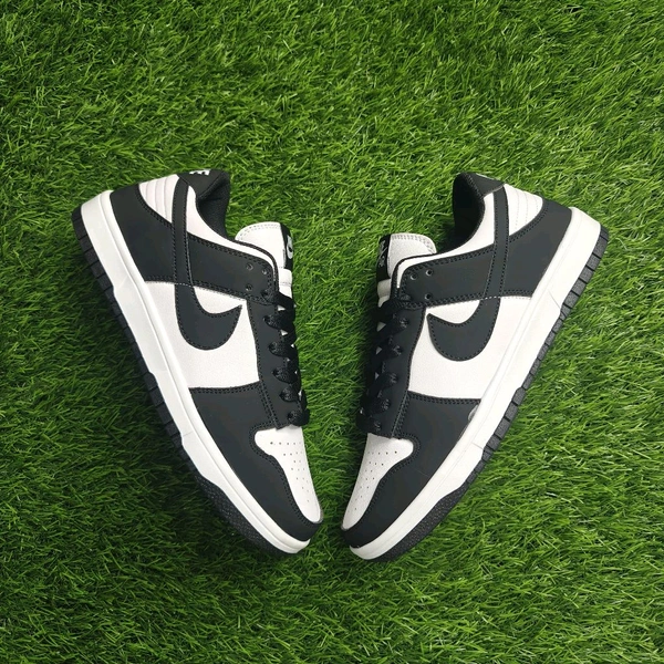 Nike - Panda Dunk Alternative