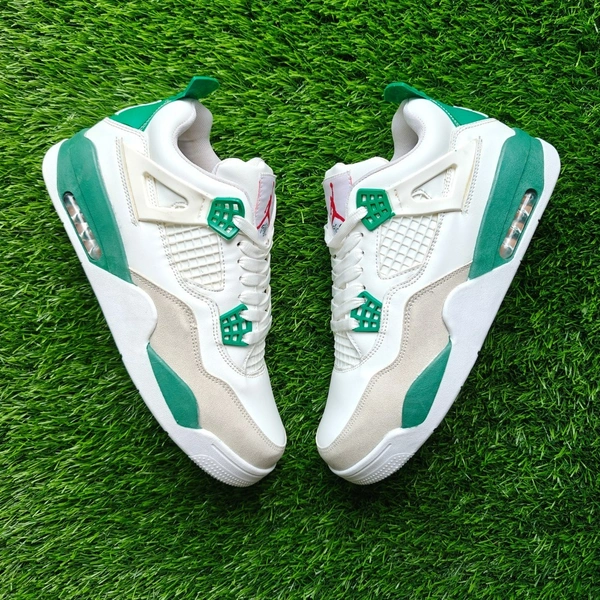 Nike - Retro 4 Pine Green Alternative